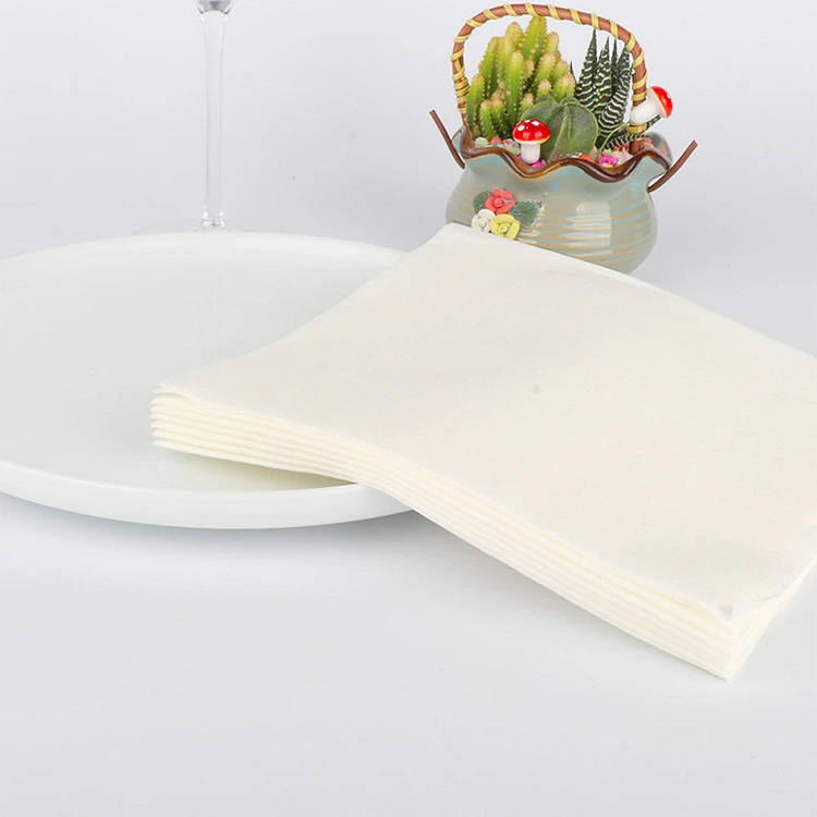 Serviettes en papier pour le déjeuner quotidien des ménages